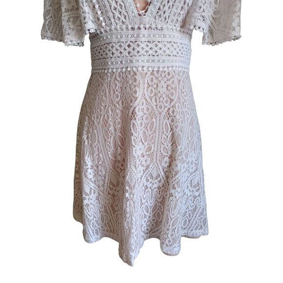 Lulu's Make My Wish White Crochet Lace Flutter Sleeve Mini Dress Medium - Picture 6 of 17